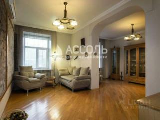 6-комн. квартира, 164.2 м², 2/5 этаж