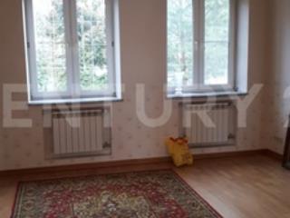 3-этажный дом, 615 м², 18 соток