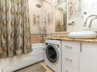 2-комн. квартира, 71 м², 9/22 этаж