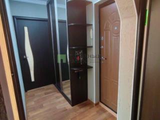 2-комн. квартира, 43 м², 3/5 этаж
