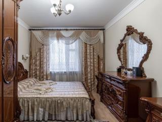 5-комн. квартира, 180 м², 1/8 этаж
