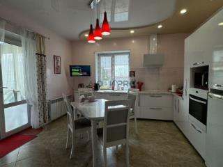  дом, 118.6 м², 12 соток