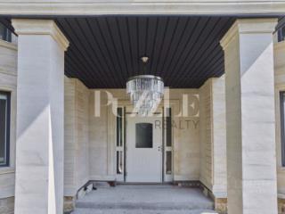 2-этажный дом, 301 м², 12 соток