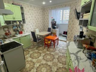 2-комн. квартира, 67.4 м², 2/17 этаж
