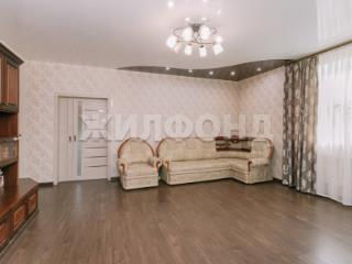  дом, 172 м², 21 сотка