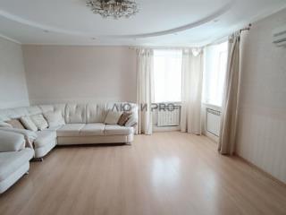 2-комн. квартира, 72 м², 5/10 этаж