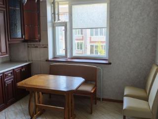 4-комн. квартира, 104 м², 3/6 этаж