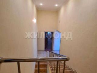 3-этажный коттедж, 230 м², 9 соток