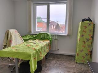 3-этажный дом, 500.3 м², 10.4 соток