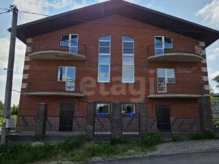  таунхаус, 540 м², 8 соток