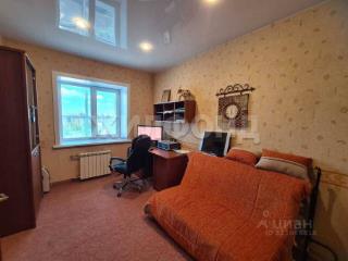 3-этажный коттедж, 230 м², 9 соток