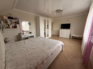 3-этажный дом, 309 м², 10 соток