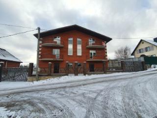 2-этажный дом, 489 м², 8 соток