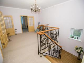 3-этажный дом, 175 м², 50 соток