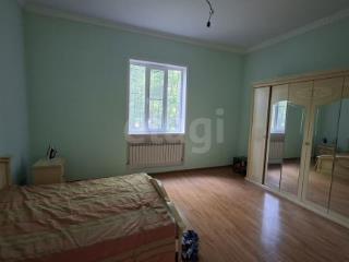  дом, 385 м², 9 соток