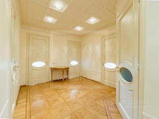 4-комн. квартира, 180 м², 12/12 этаж