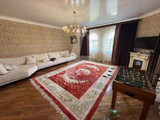 3-этажный дом, 342.7 м², 6.5 соток