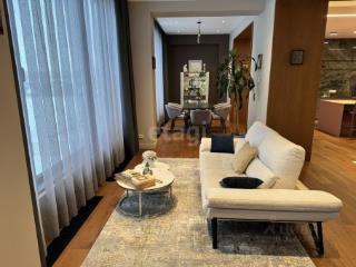 3-комн. квартира, 198 м², 2/12 этаж