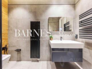 2-этажный дом, 600 м², 15 соток