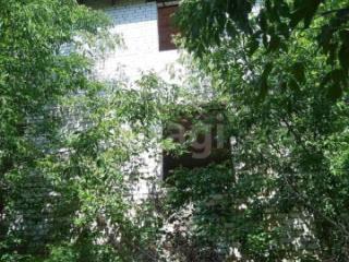 3-этажный дом, 300 м², 15 соток