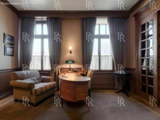 6-комн. квартира, 443.4 м², 4/7 этаж