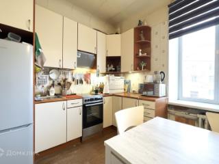 2-комн. квартира, 68.2 м², 2/4 этаж