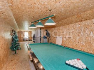  дом, 398 м², 7 соток