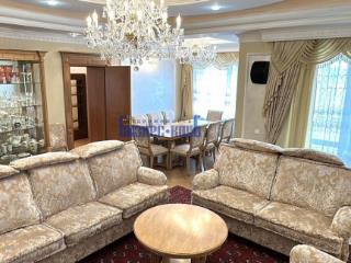 4-комн. квартира, 198 м², 7/12 этаж