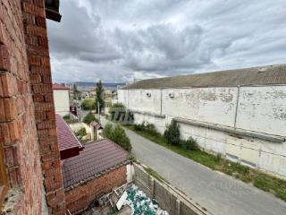 3-этажный дом, 700 м², 4.5 сотки