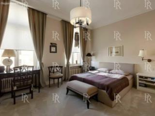 6-комн. квартира, 443.4 м², 4/7 этаж