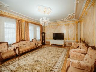 4-этажный дом, 539 м², 8 соток