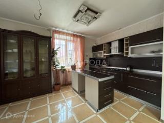 3-этажный дом, 292 м², 13 соток