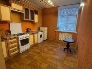 3-комн. квартира, 90.5 м², 2/4 этаж
