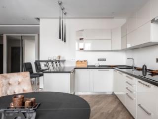 3-комн. квартира, 95 м², 12/17 этаж