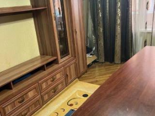 4-комн. квартира, 100 м², 1/5 этаж