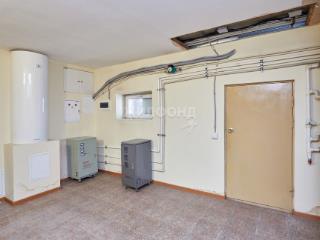  дом, 240.1 м², 9 соток