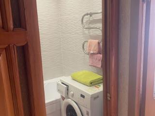 2-комн. квартира, 54 м², 1/3 этаж