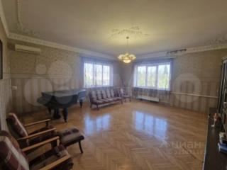 2-этажный дом, 330.5 м², 6.4 соток