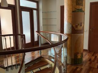 6-комн. квартира, 261.2 м², 7/9 этаж