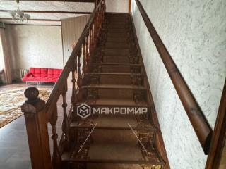  дом, 280 м², 18.3 соток