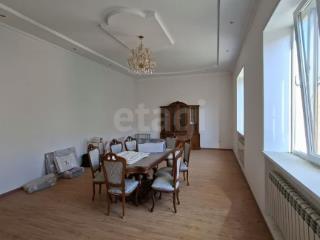  дом, 385 м², 9 соток