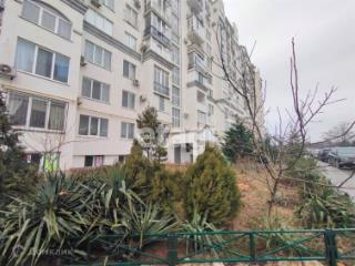 1-комн. квартира, 43 м², 10/10 этаж