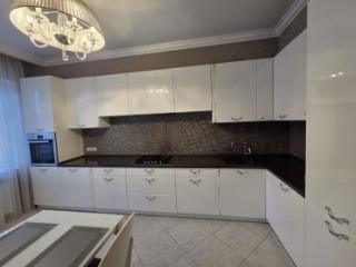 2-комн. квартира, 73.4 м², 3/10 этаж