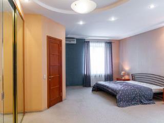 5-комн. квартира, 208 м², 5/5 этаж