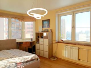 2-комн. квартира, 72.1 м², 11/17 этаж