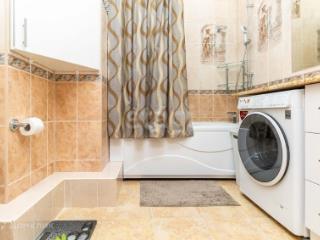2-комн. квартира, 71 м², 9/22 этаж