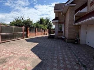 3-этажный коттедж, 347 м², 13.06 соток