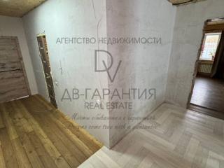  дом, 201 м², 10 соток