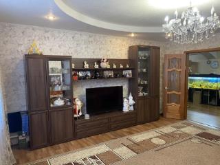 2-этажный дом, 197 м², 10 соток