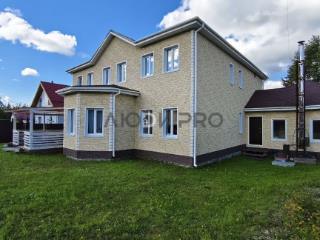  дом, 320 м², 10 соток